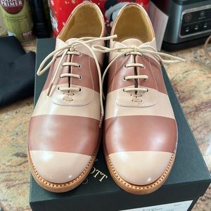 Office of Angela Scott Mr. Smith in Mauve 37.5(7 1/2 US)